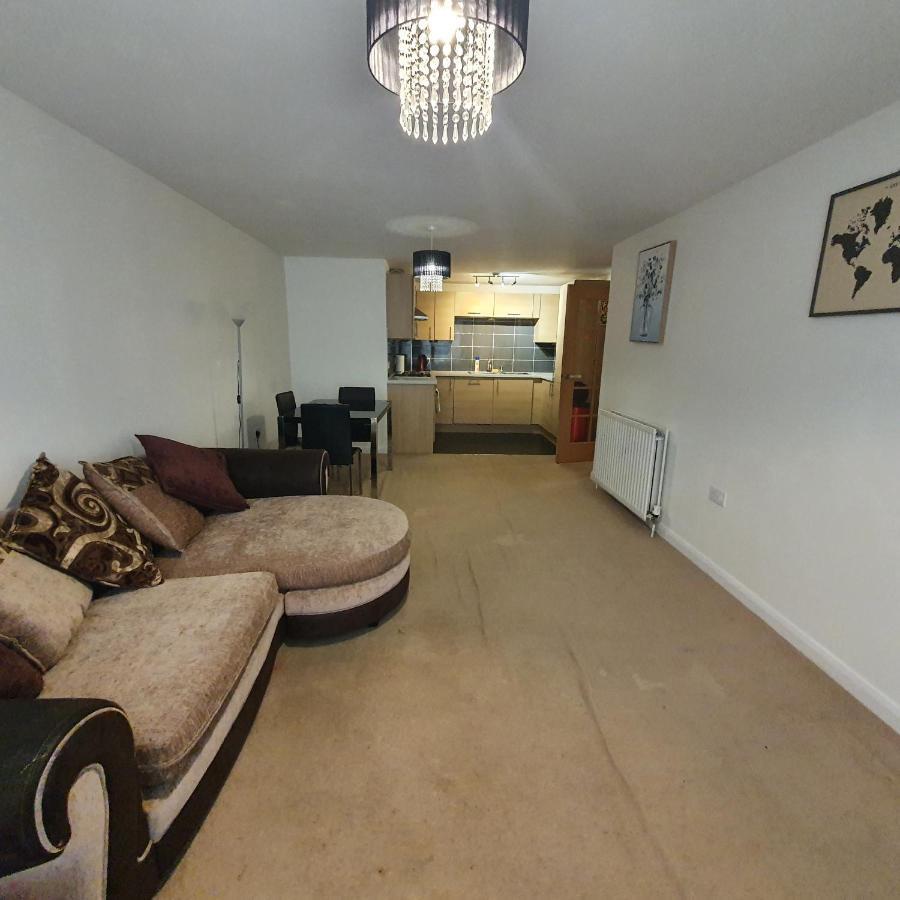 2-Bedroom Back Hilton Area Apartment - Ground Floor, Aberdeen City Center المظهر الخارجي الصورة