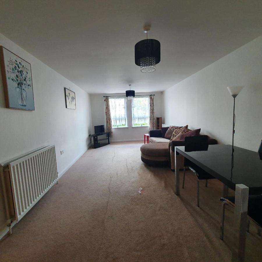 2-Bedroom Back Hilton Area Apartment - Ground Floor, Aberdeen City Center المظهر الخارجي الصورة